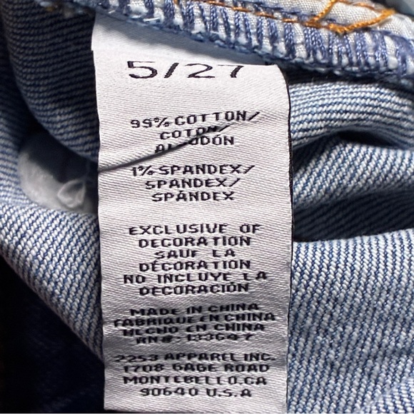 Juniors Wide Leg Rhinestone Pocket Jeans in Medium Denim, 5/27x31 - Picture 14 of 16